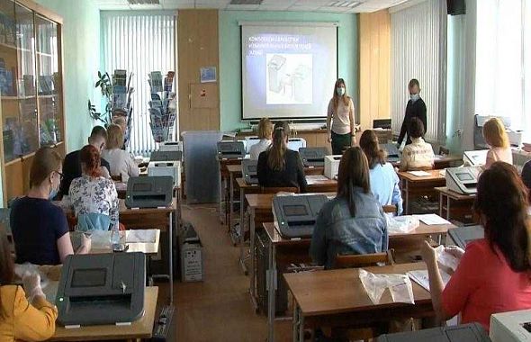 Членов избиркомов в Челябинске учат работать с КОИБами