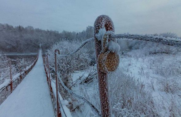 В Челябинске пенсионер замерз насмерть, упав с моста
