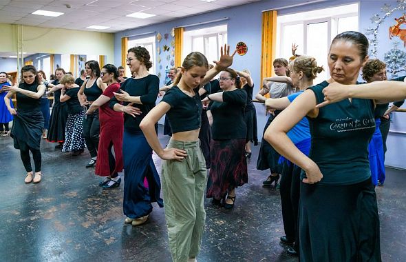 Хореограф Лариса Хорват рассказала, какую пользу приносят занятия фламенко
