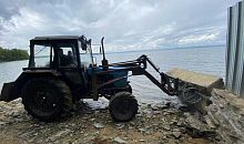 На озере Увильды сносят незаконные заборы
