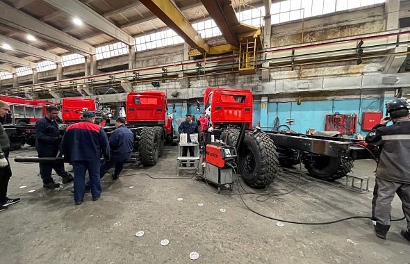 Южноуральское предприятие увеличило количество выпускаемых пожарных автомобилей