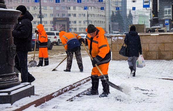 Алексей Лошкин потребовал от дорожников не допустить гололёда в Челябинске