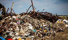 Огромная свалка мусора завалила рейтинг южноуральского мэра