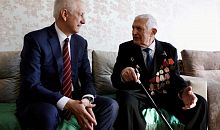 К 80-летию Победы магнитогорским ветеранам вручили юбилейные медали