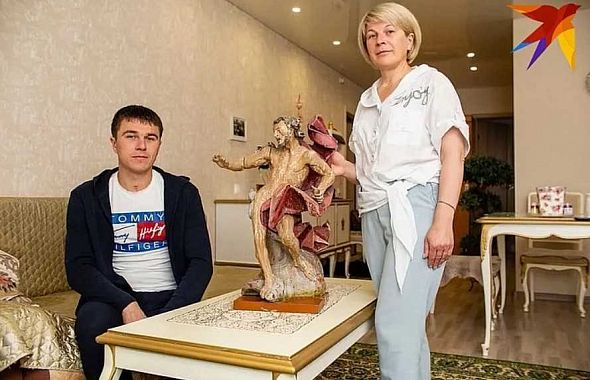 Челябинская семья передаст костелу на Украине старинную статую Христа