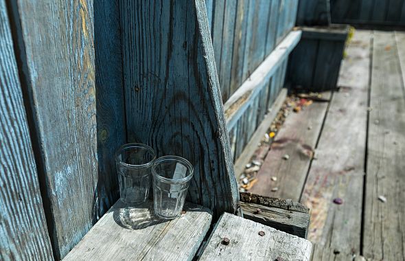 На Южном Урале больше 40 человек отравились метиловым спиртом