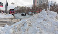 Челябинск встал в пробках из-за ночного снегопада