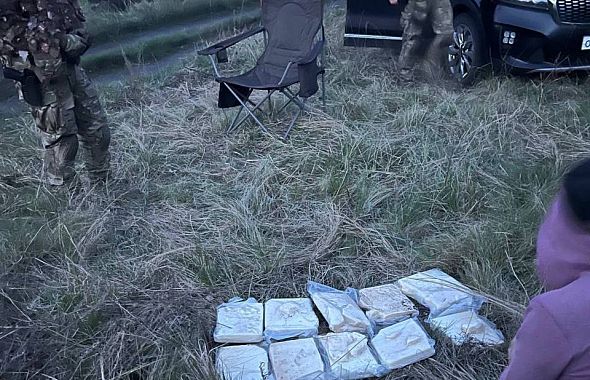 Двух крупных накродилеров задержали оперативники УФСБ Челябинской области