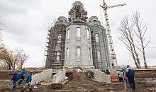 В Пласте завершают строительство храма