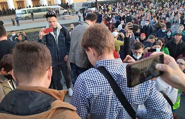 Челябинский политолог объяснил, почему акции в поддержку Навального заканчиваются неудачей