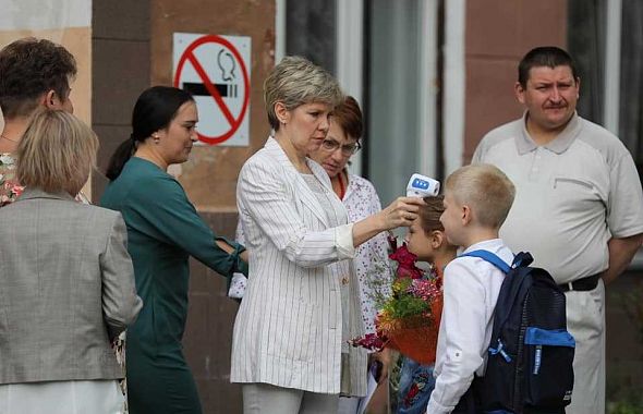 За сутки три школьника на Южном Урале заболели коронавирусом