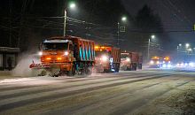 В Челябинске всю ночь дорожники очищали город от снега