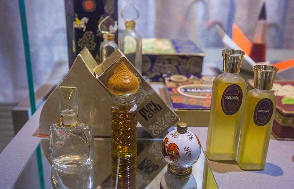 Коллекционер винтажных духов из Челябинска раскрыла секрет советской парфюмерии