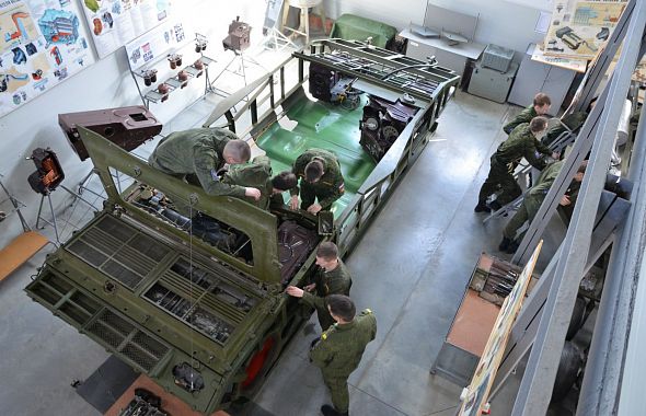 Челябинских студентов начали обучать управлению беспилотными летательными аппаратами